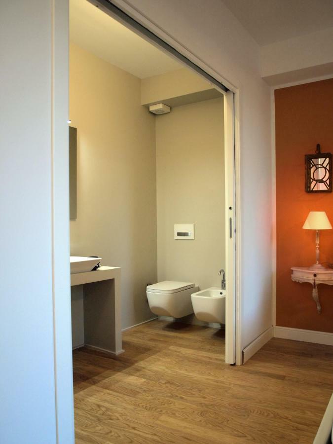 Cosmopolitan Central Rooms Bologna Exterior photo